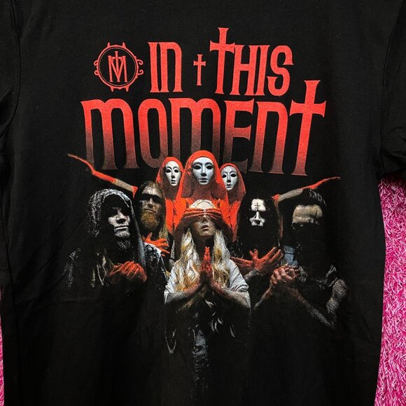 In This Moment The In-Between Tour Gothic Metal Band Tee S - Picture 2 of 4
